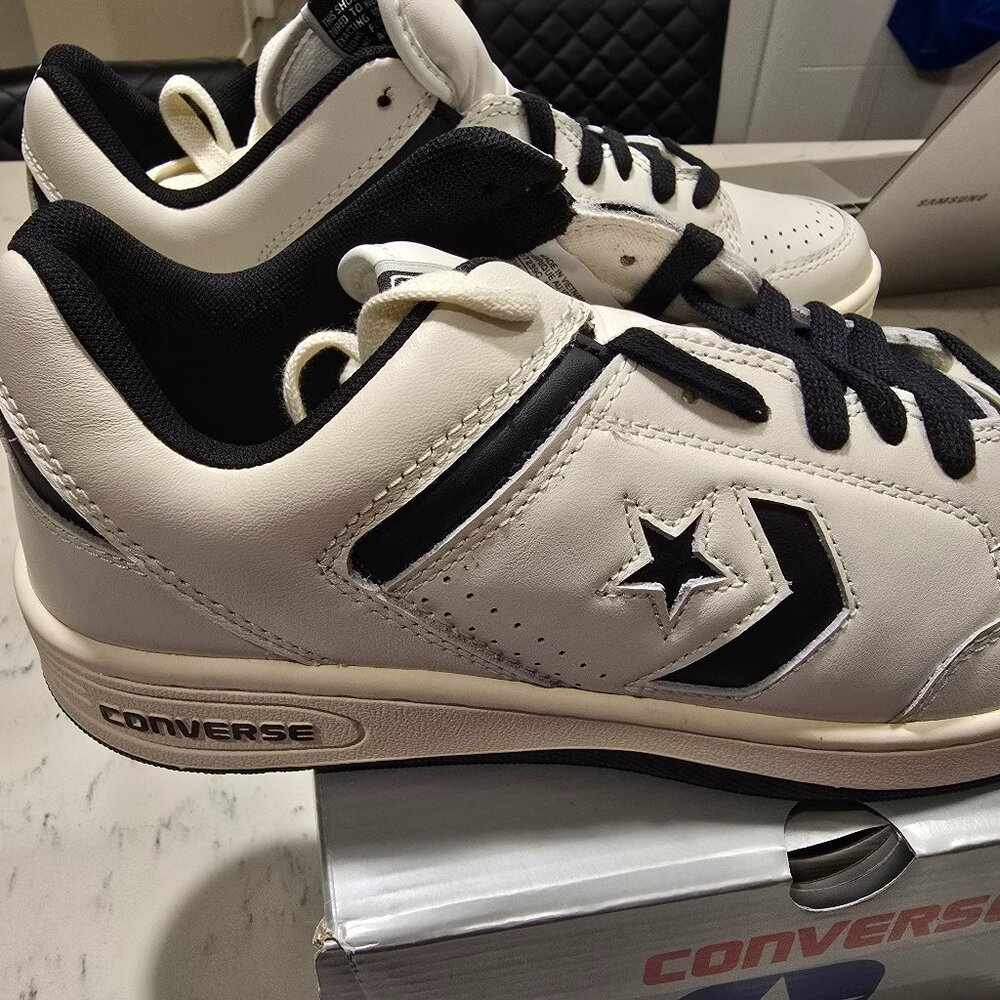 NEW Converse Weapon Low Vintage White Black Sneakers A07239C MENS SIZE 10 NEW